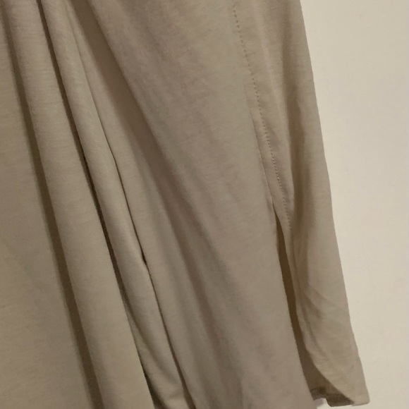 Diane Gilman 2 Open shoulder and bell sleeves. New - Picture 3 of 6